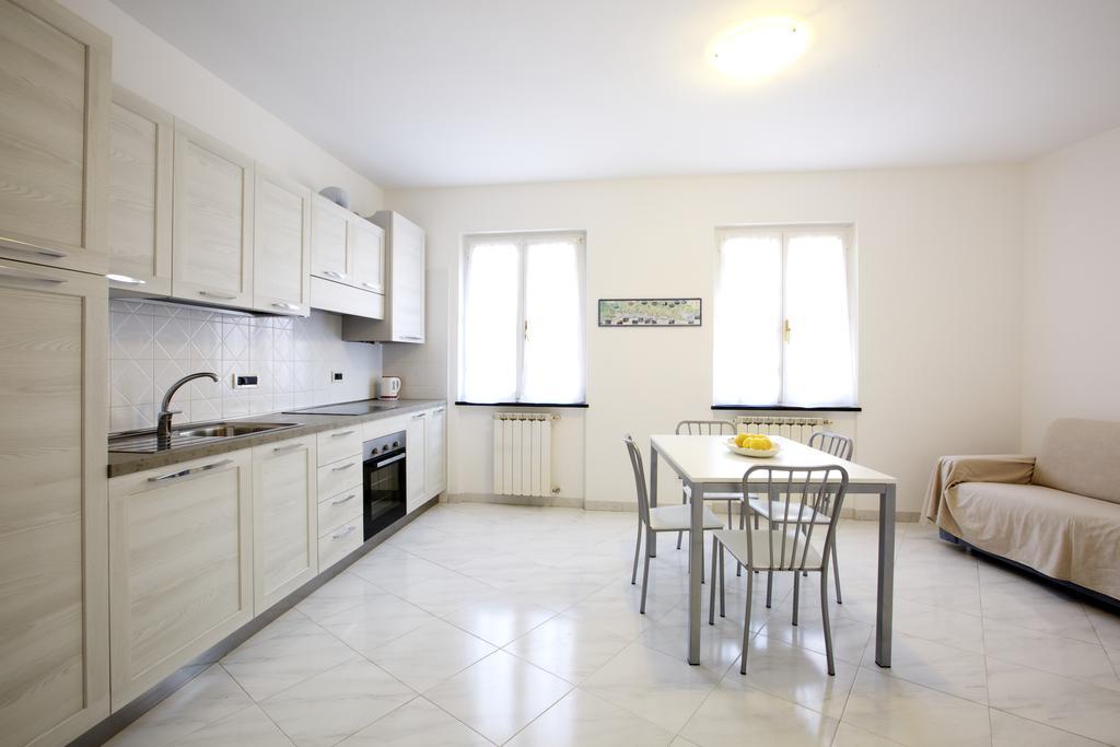 Riviera Apartments 레반토 외부 사진