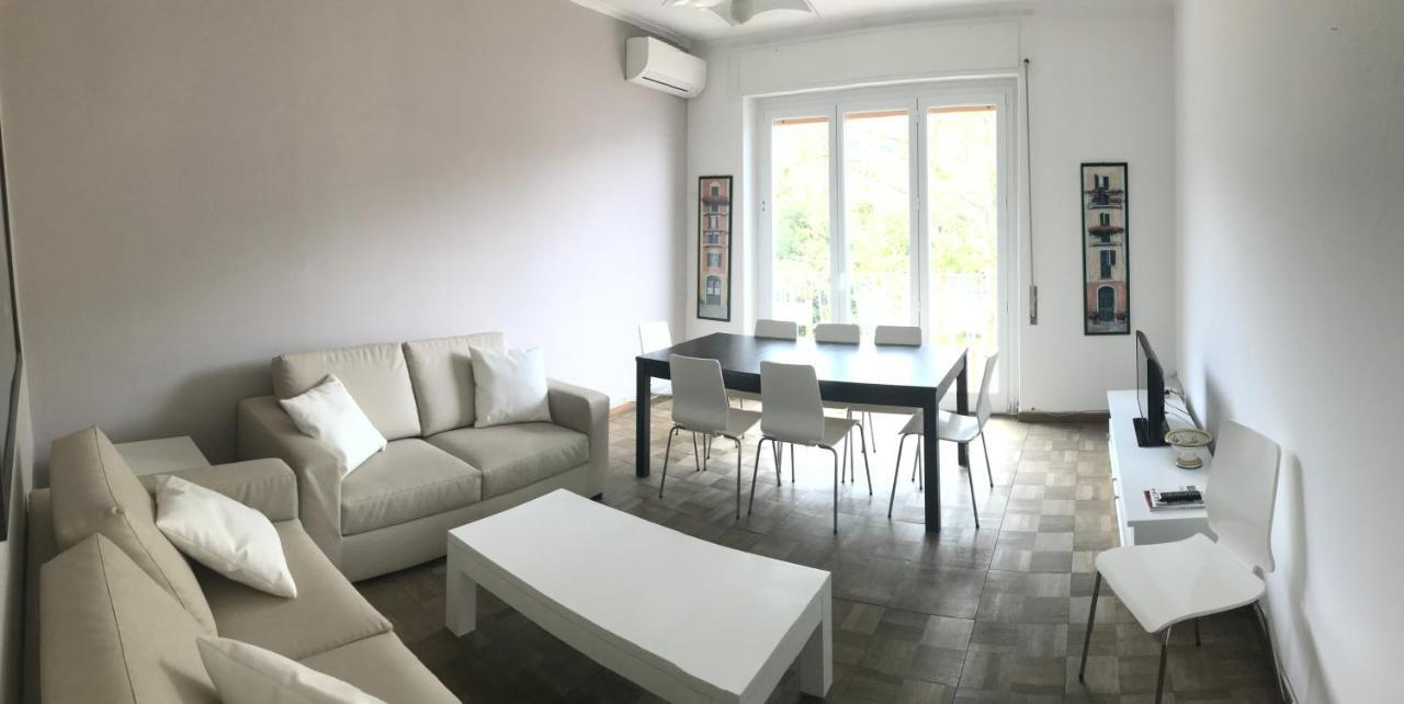 Riviera Apartments 레반토 외부 사진